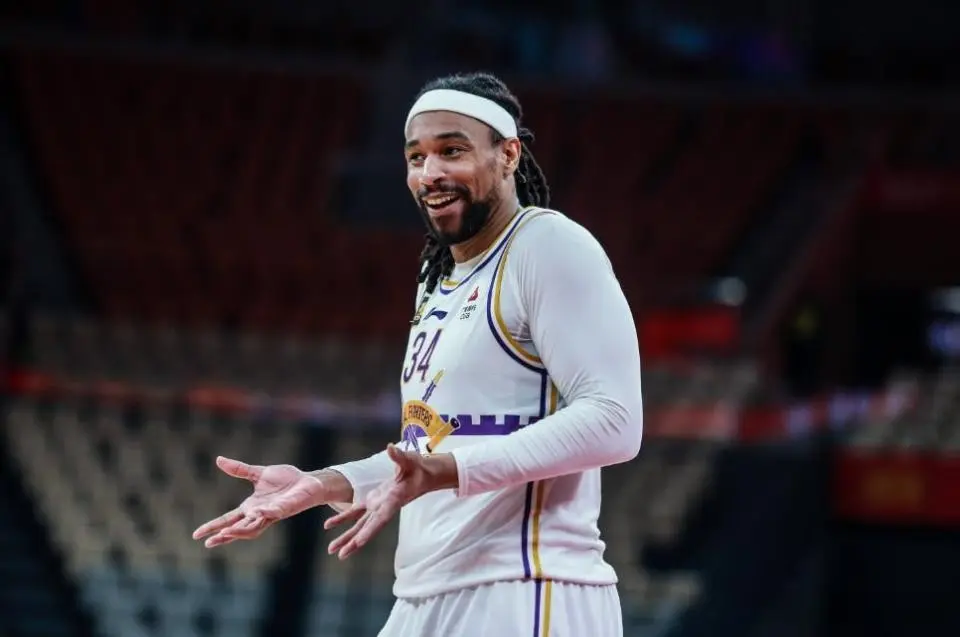 易陈国豪 易陈国豪