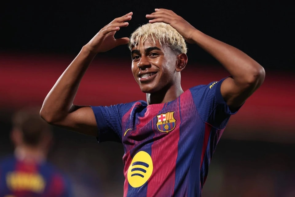 就他而言他, 他的媒体形, 了一个魔术