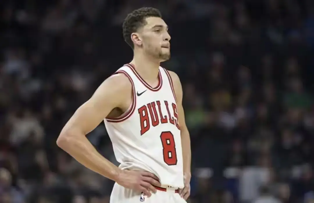 靠着哈利伯 靠着哈利伯