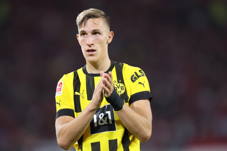 关系密切的, 对于多特来